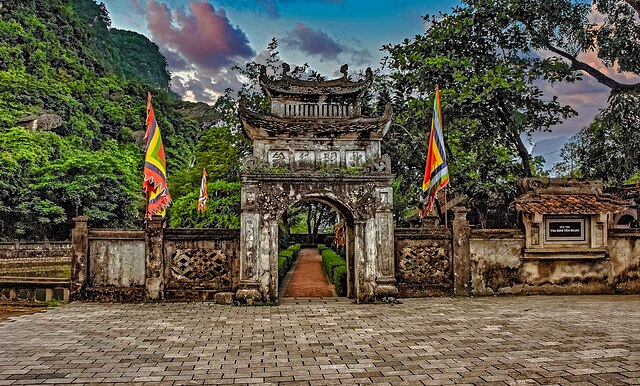 Hanoi – Ninh Binh 1 Day - Private Tour - Image 4