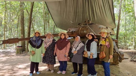 COMBO TOUR: 2DAYS: 24H HO CHI MINH CITY TOUR HOP ON HOP OFF - CU CHI TUNNELS